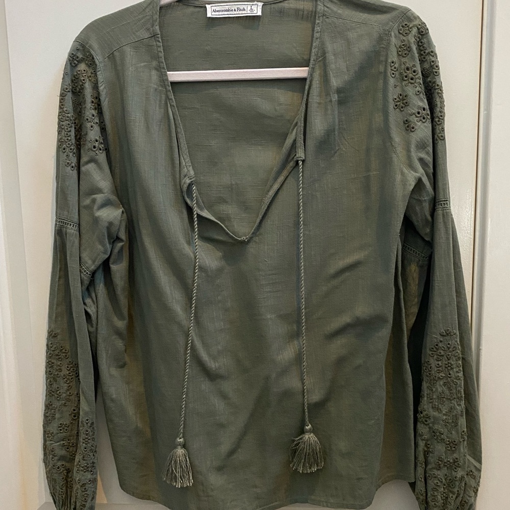 Abercrombie & Fitch Tassel Blouse